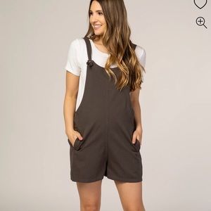 Adjustable Strap Maternity Short Overalls